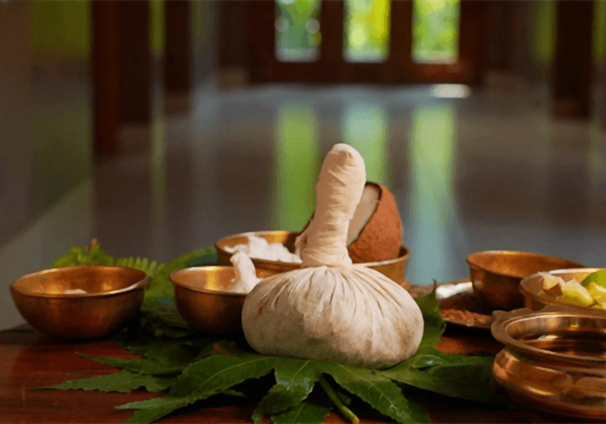 Herbal Potli Kizhi massage